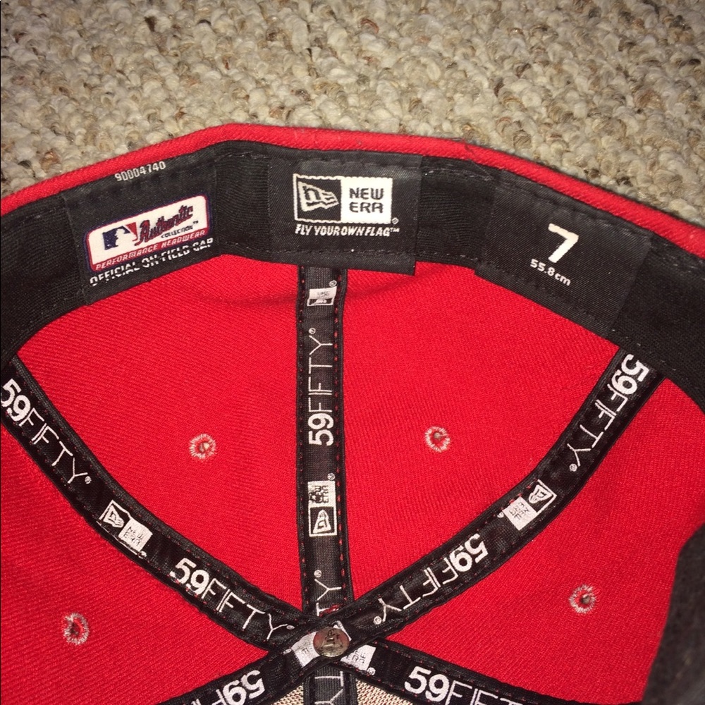 Cincinnati Reds baseball hat - Picture 2 of 2